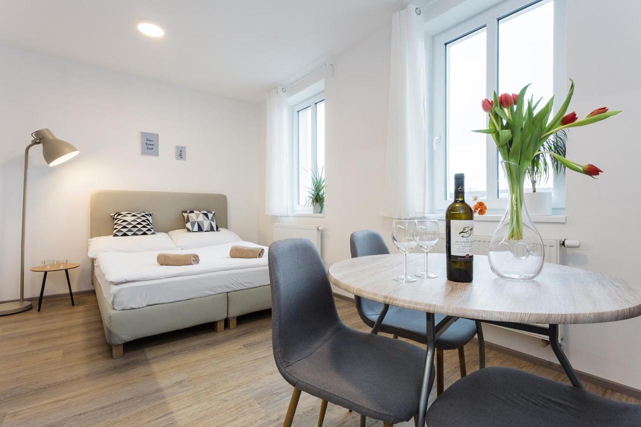 Harfa Apartments Prague Luaran gambar