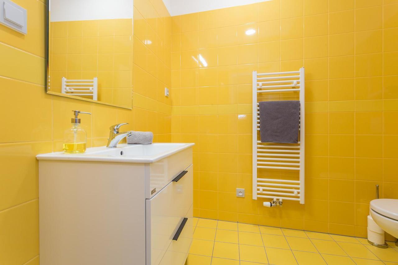 Harfa Apartments Prague Luaran gambar