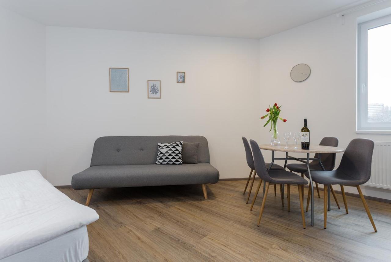 Harfa Apartments Prague Luaran gambar