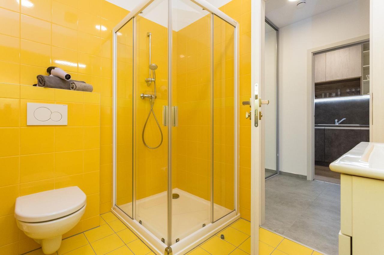 Harfa Apartments Prague Luaran gambar
