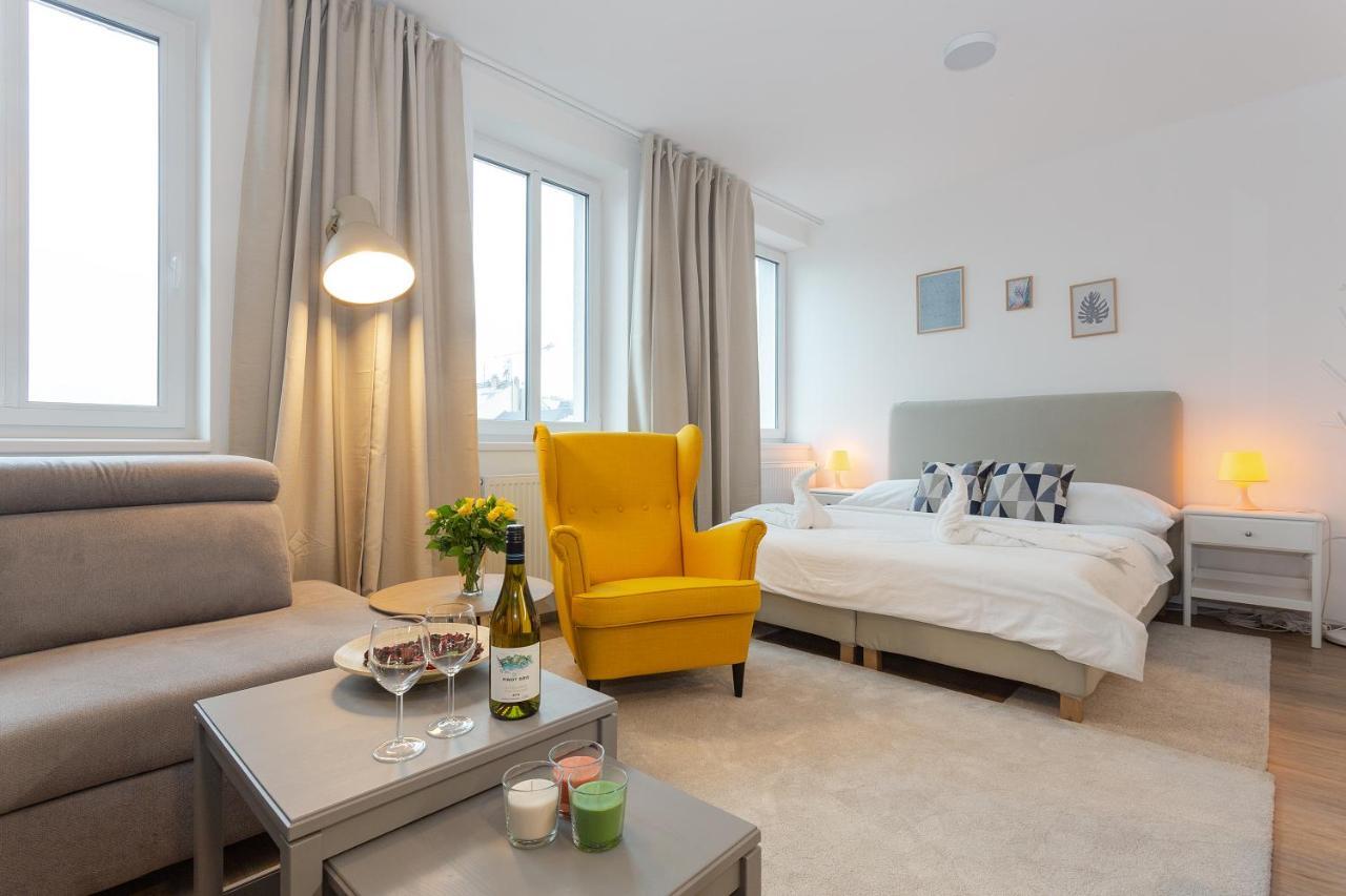 Harfa Apartments Prague Luaran gambar