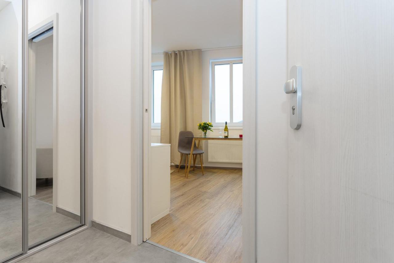 Harfa Apartments Prague Luaran gambar