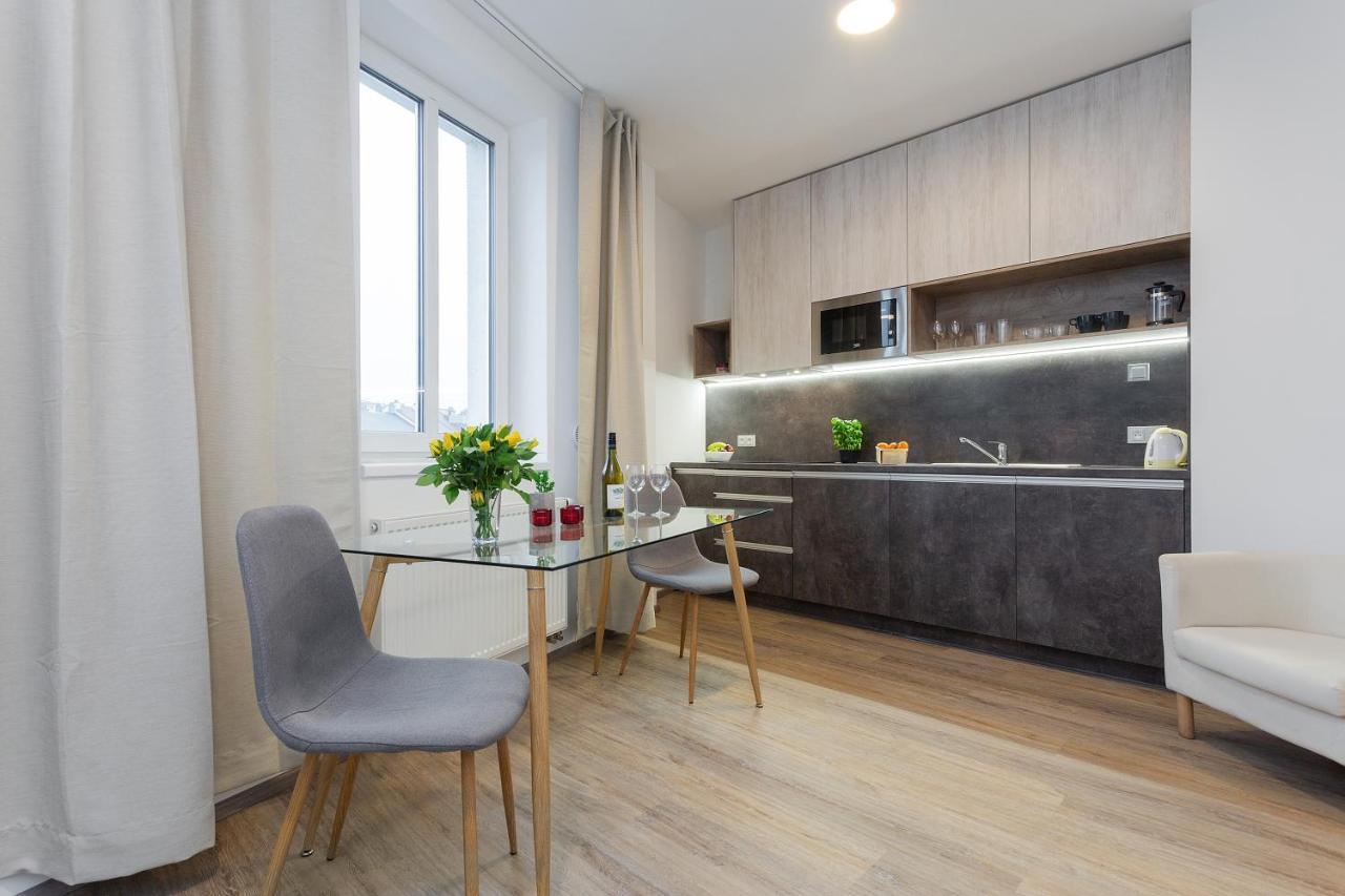 Harfa Apartments Prague Luaran gambar